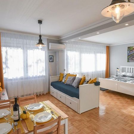 Vitalis Apartman Eger Esterno foto