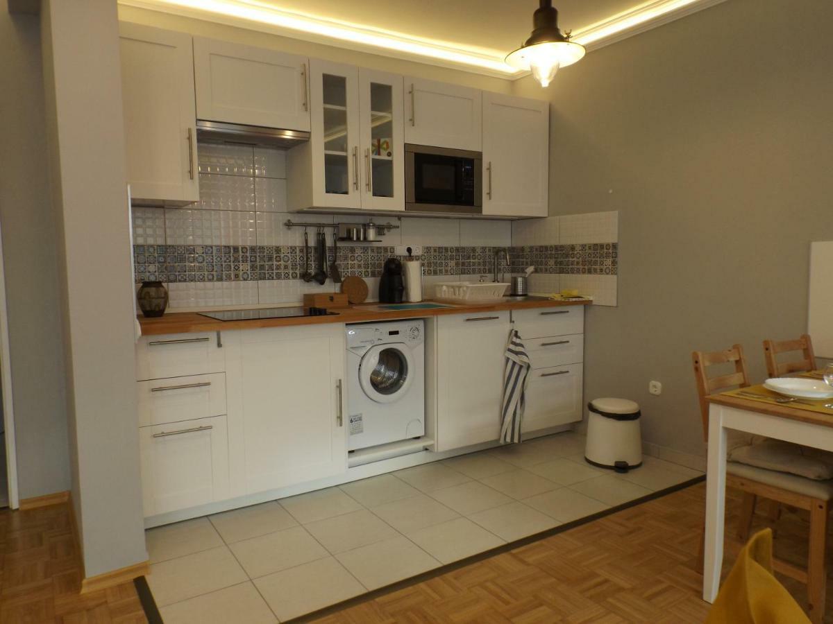 Vitalis Apartman Eger Esterno foto