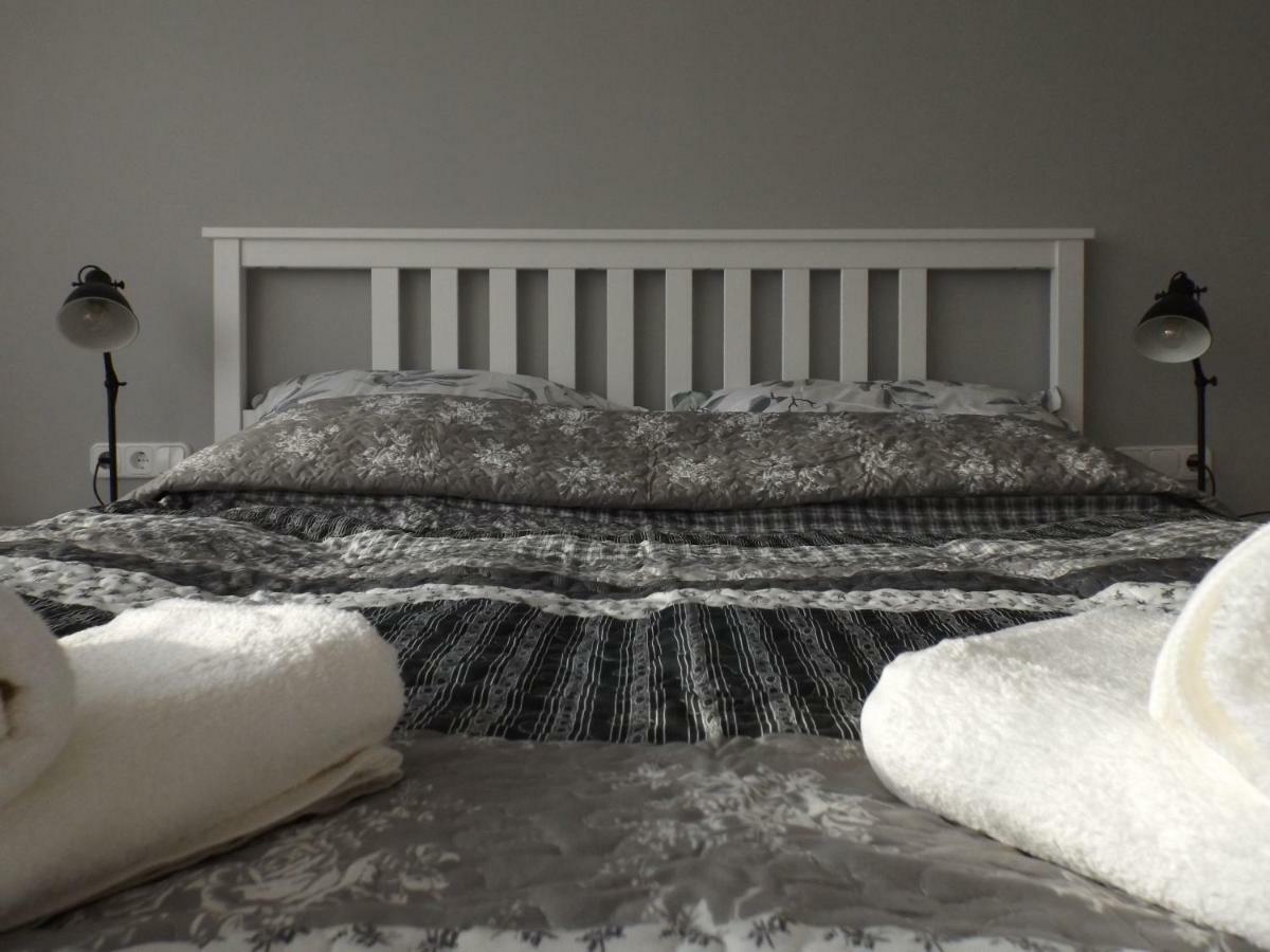 Vitalis Apartman Eger Esterno foto